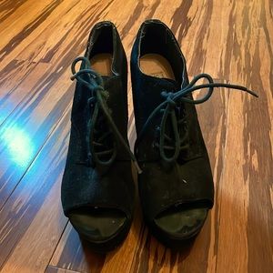 Steve Madden Suede Booties